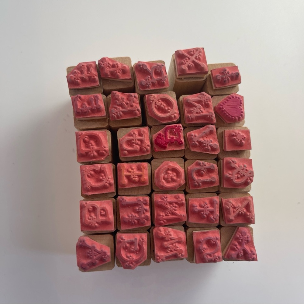 Rubber Alphabet Upper Case Stamps Set of 30 - Picture 6 of 12